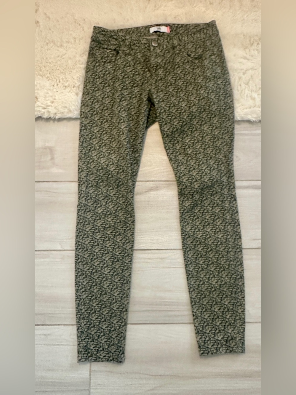 CAbi “Ditsy” Patterned Jeans/Pant with Pockets - Skinny/Bootcut Fit